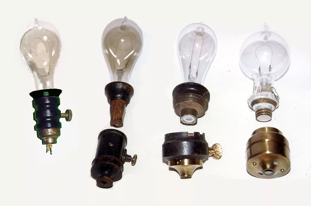 Different Types Of Bulb Bases